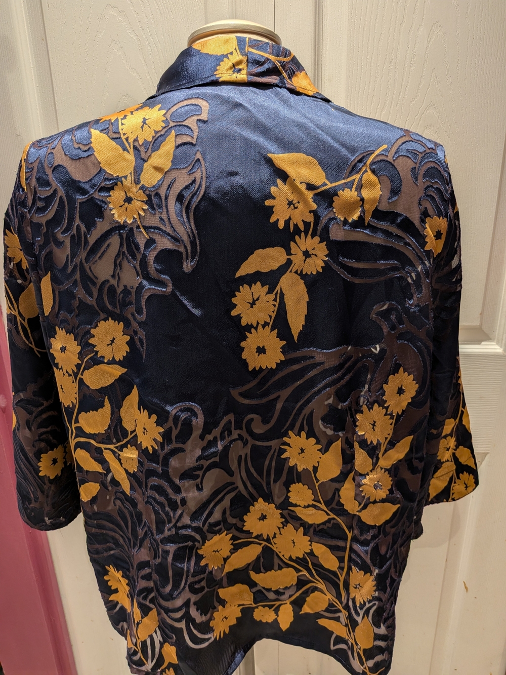 3/$25 TanJay Navy & Gold Floral Satin Blouse - Picture 3 of 5